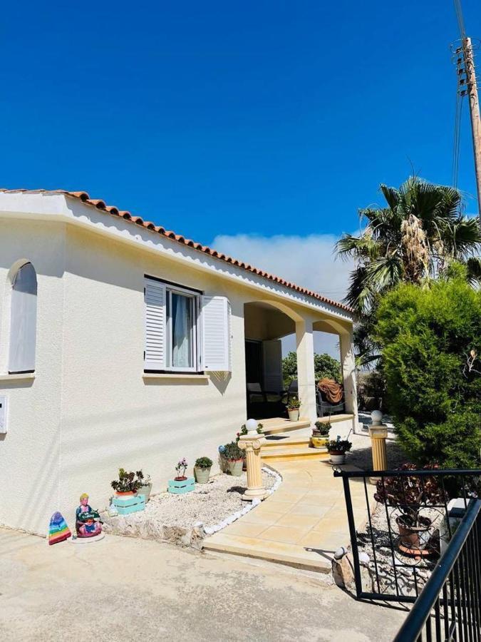 Coral Bay Villa Fortune Екстериор снимка